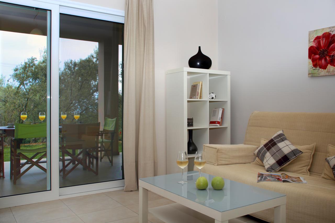 Villa Maria Tsoukaladhes Luaran gambar